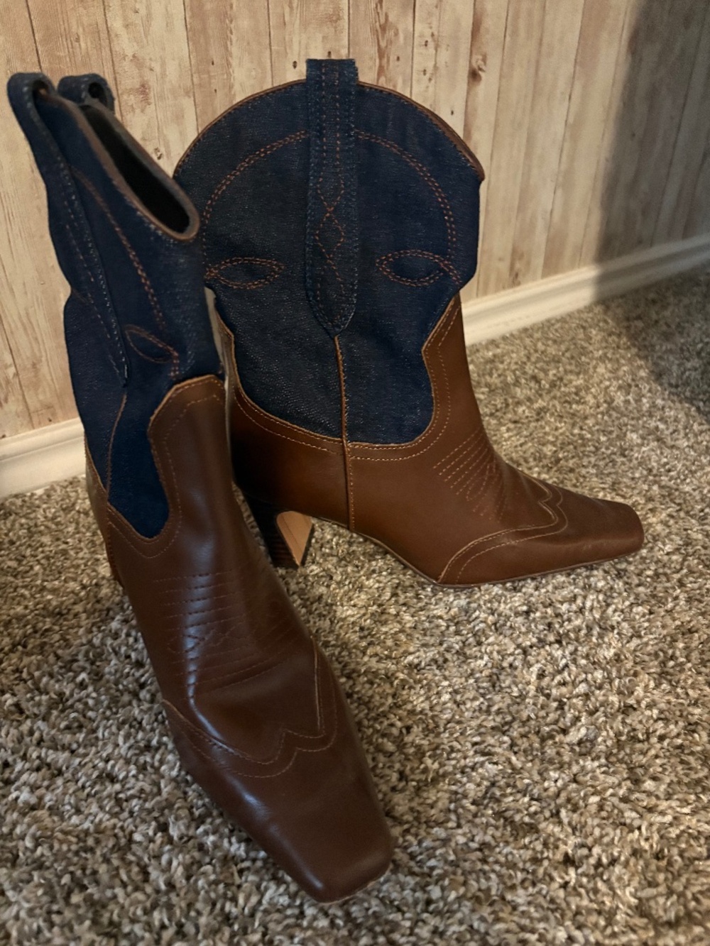 Steve Madden Western Booties